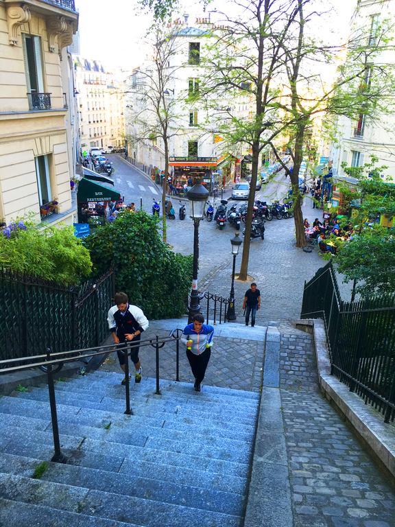 Romantic Artist Room Montmartre Bed & Breakfast Paris Exterior photo