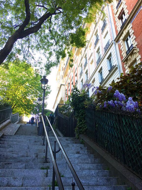 Romantic Artist Room Montmartre Bed & Breakfast Paris Exterior photo